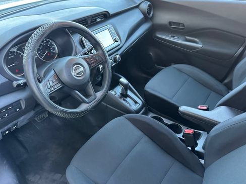 Used 2024 Nissan Kicks S FWD image 11