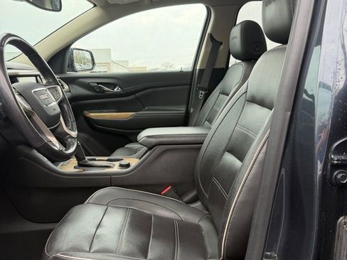 Used 2019 GMC Acadia Denali w/ Technology Package image 12
