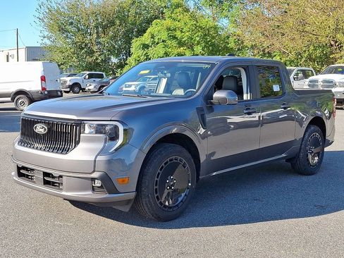 New 2025 Ford Maverick Lobo image 3