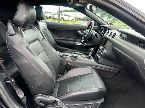 Used 2019 Ford Mustang Premium RWD image 12