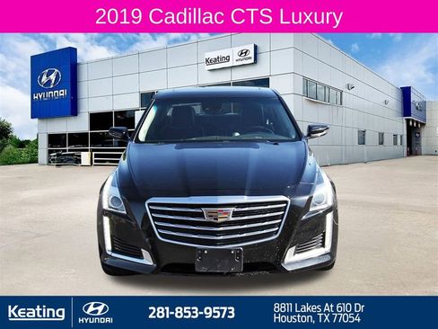 Used 2019 Cadillac CTS Luxury image 2