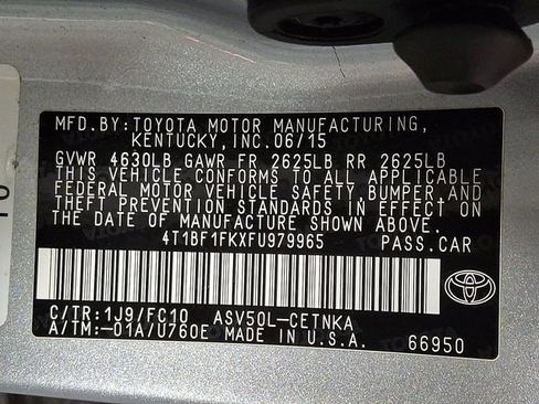 Used 2015 Toyota Camry LE FWD image 25
