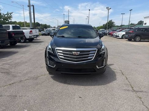 Used 2018 Cadillac XT5 AWD image 2