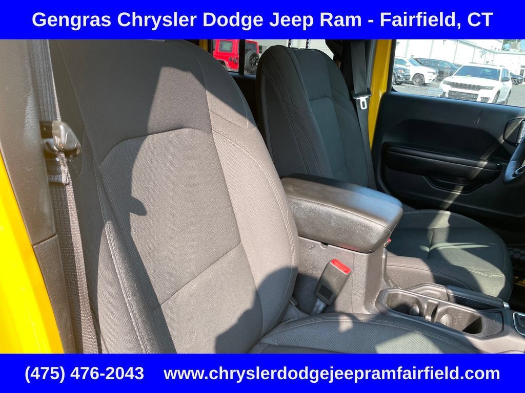 Used 2019 Jeep Wrangler Unlimited Sport S AWD/4WD image 21