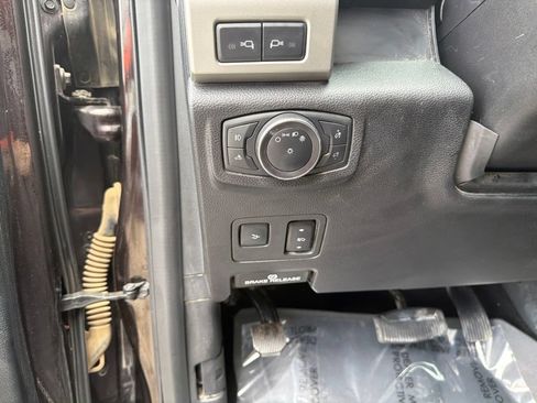 Used 2019 Ford F250 Lariat w/ Lariat Ultimate Package AWD/4WD image 15