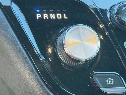 Used 2018 Chrysler Pacifica Touring Plus w/ S Appearance Package image 31