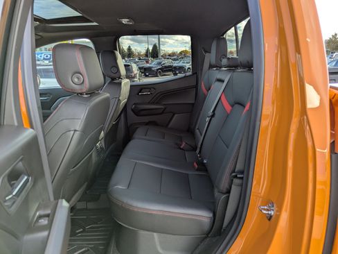 New 2026 Chevrolet Colorado Z71 w/ Technology Package AWD/4WD image 32
