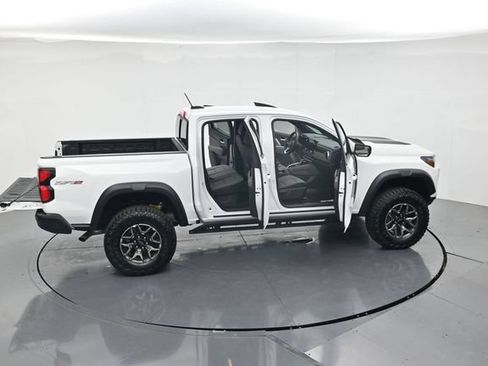 Used 2026 Chevrolet Colorado ZR2 AWD/4WD image 47