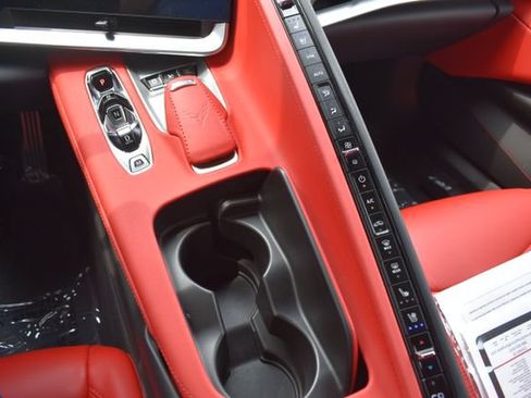 Used 2022 Chevrolet Corvette Stingray Preferred Cpe w/ 2LT RWD image 33