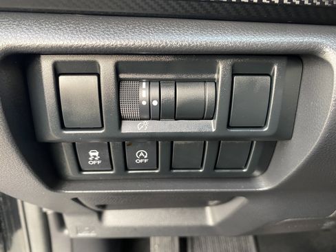 Used 2023 Subaru Crosstrek 2.0i image 14