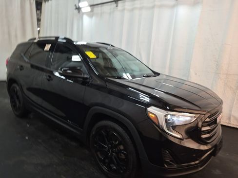 Used 2020 GMC Terrain SLT w/ Elevation Edition FWD image 4