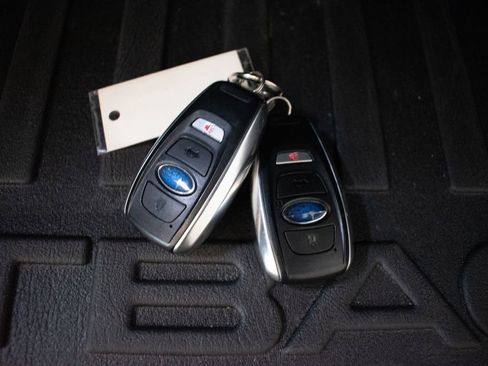 Used 2024 Subaru Outback Premium w/ Popular Package #1A AWD/4WD image 27