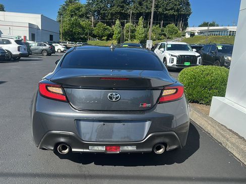 Used 2025 Toyota GR86 w/ ALL Weather Mat Package (TMS) RWD image 7