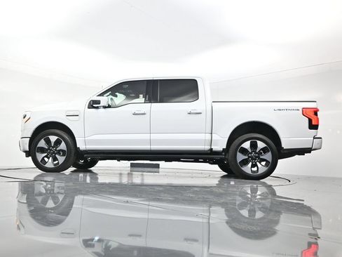 Used 2023 Ford F150 Lightning Platinum AWD/4WD image 49