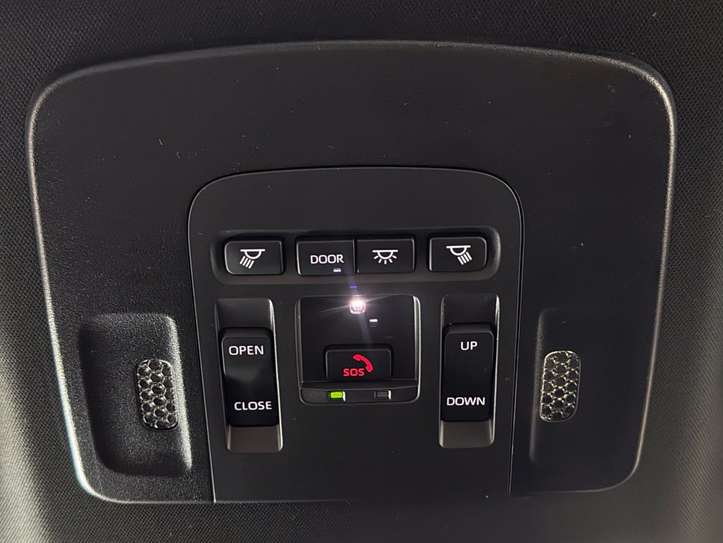 Used 2026 Toyota Camry SE w/ Convenience Package FWD image 25