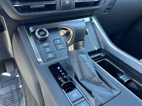 Certified 2025 Lexus GX 550 AWD/4WD image 18