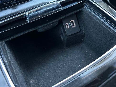 Used 2022 Lincoln Nautilus FWD w/ Premium Package image 29