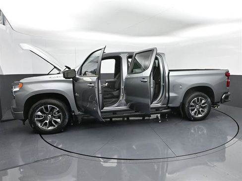 Used 2025 Chevrolet Silverado 1500 RST w/ Texas Edition Plus RWD image 45