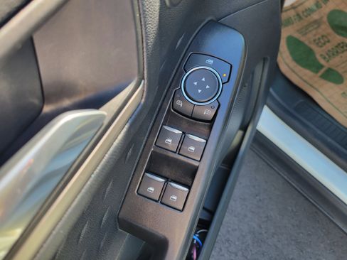 Used 2020 Ford Escape SEL image 27