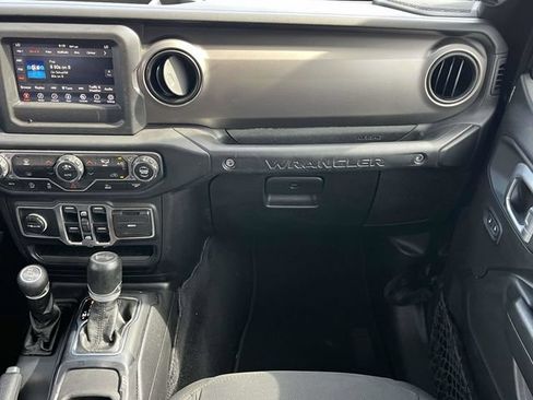 Used 2021 Jeep Wrangler Unlimited Sport AWD/4WD image 18