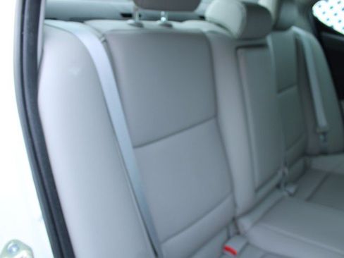 Used 2015 Acura TLX w/ Technology Package FWD image 7