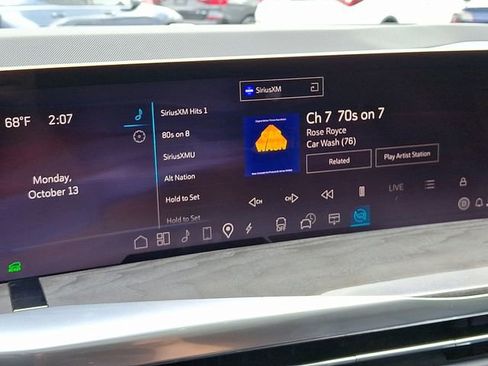 Used 2025 Cadillac Escalade IQ Sport 2 image 25