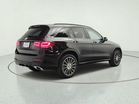 Used 2022 Mercedes-Benz GLC 300 image 5