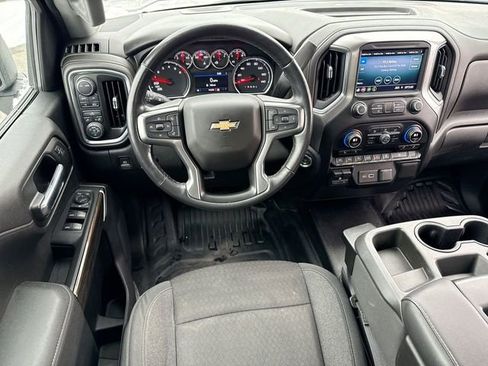 Used 2020 Chevrolet Silverado 1500 LT w/ Convenience Package AWD/4WD image 14