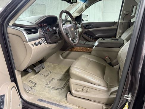 Used 2015 Chevrolet Suburban LTZ AWD/4WD image 9