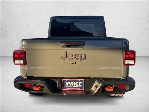 Used 2022 Jeep Gladiator Mojave w/ Cold Weather Group image 4