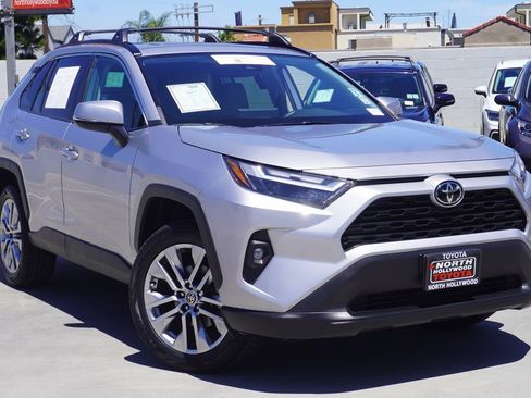 Certified 2022 Toyota RAV4 XLE Premium FWD image 2