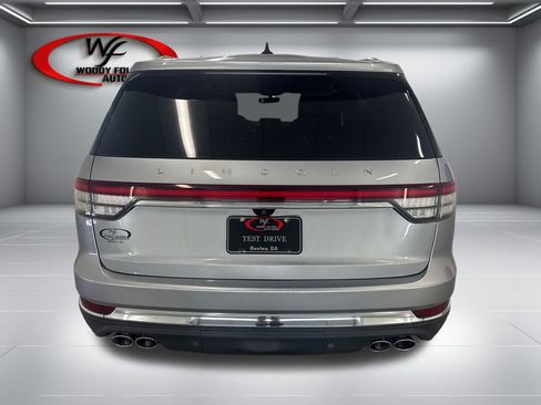 Used 2023 Lincoln Aviator 2WD w/ Premium Package image 7