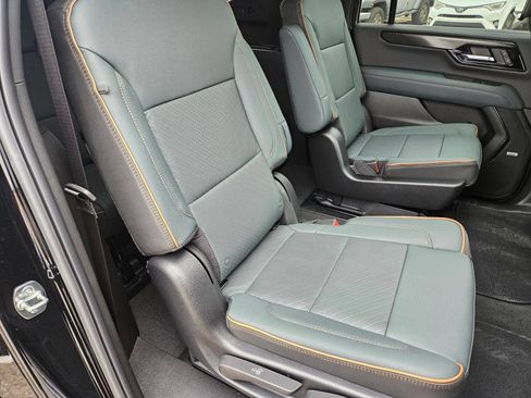 New 2026 GMC Yukon XL AT4 w/ AT4 Premium Plus Package AWD/4WD image 29