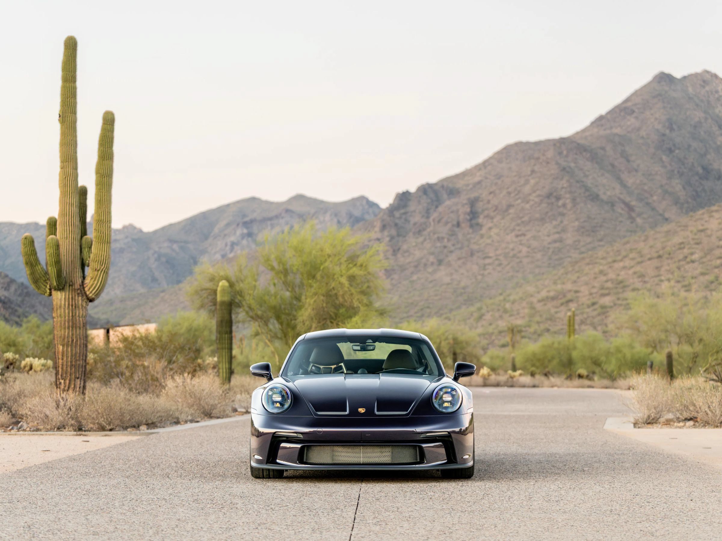 Used 2024 Porsche 911 GT3 RS RWD image 3