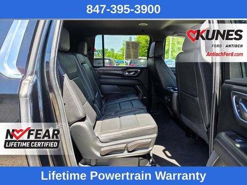 Used 2023 Chevrolet Suburban LT AWD/4WD image 30