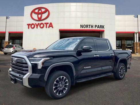 Used 2025 Toyota Tundra Limited w/ Power Package AWD/4WD image 1