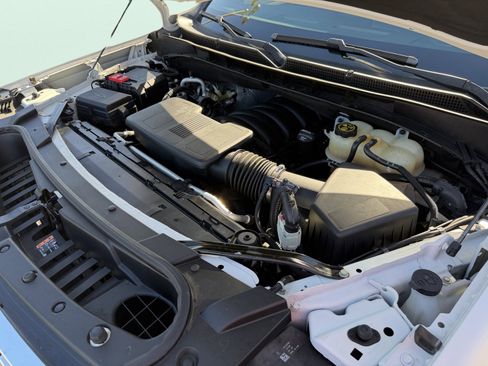 Used 2022 GMC Yukon XL SLT w/ SLT Luxury Package image 43