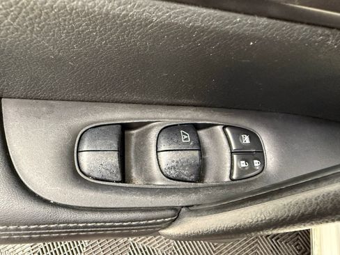 Used 2021 Nissan Rogue Sport S AWD/4WD image 11