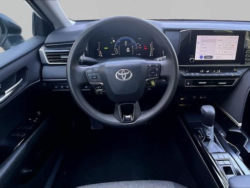 Certified 2025 Toyota Camry LE w/ Convenience Package FWD image 6
