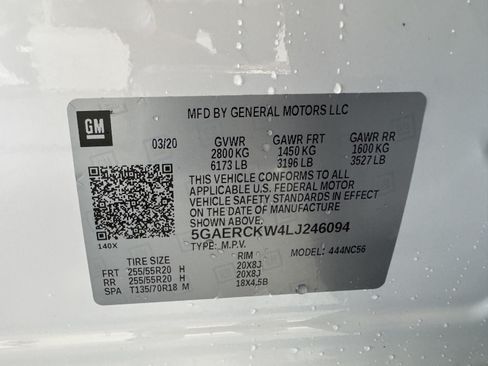 Used 2020 Buick Enclave Premium w/ Sun and Sites Package FWD image 30