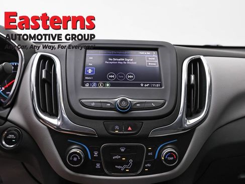 Used 2022 Chevrolet Equinox LS FWD image 11