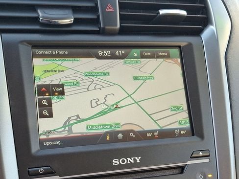 Used 2015 Ford Fusion Titanium image 16