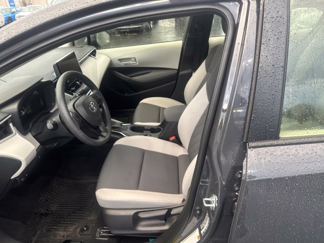 Used 2026 Toyota Corolla LE FWD image 11