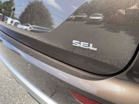 Used 2022 Mitsubishi Outlander SEL AWD/4WD image 9