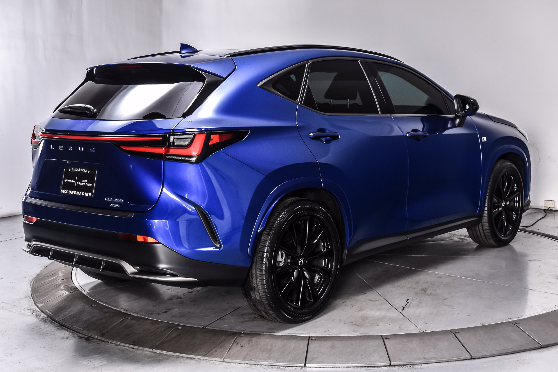 Used 2024 Lexus NX 350 F Sport AWD/4WD image 7