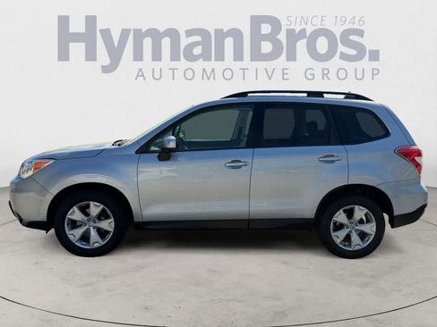 Used 2015 Subaru Forester 2.5i Premium AWD/4WD image 7
