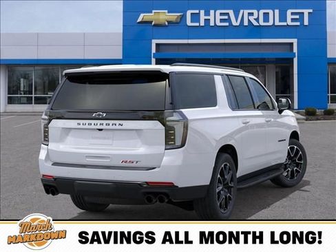 New 2026 Chevrolet Suburban RST image 4