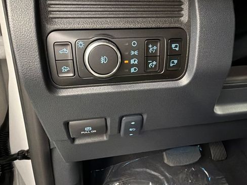 New 2026 Ford F350 Lariat w/ Black Appearance Package AWD/4WD image 26