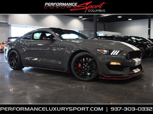 Used 2018 Ford Mustang Shelby GT350R w/ GT350R Equipment Group 920A RWD image 1