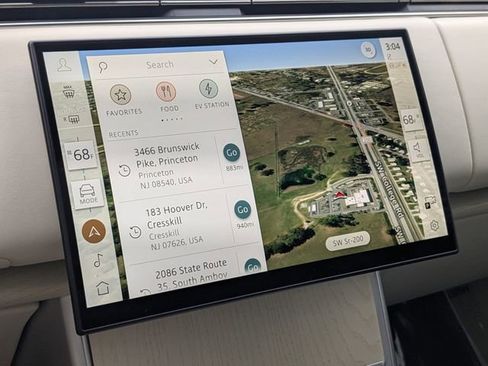 Used 2024 Land Rover Range Rover Autobiography image 21